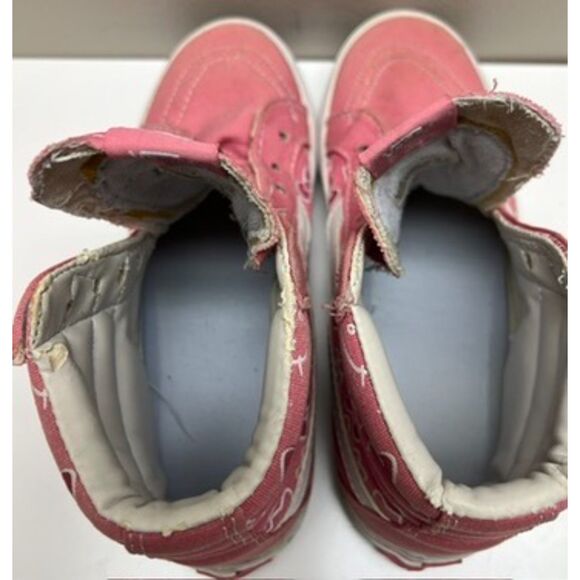 Vans "Hello Kitty" Sk8-Hi shoes. Size 7.5(W) - Picture 3 of 8